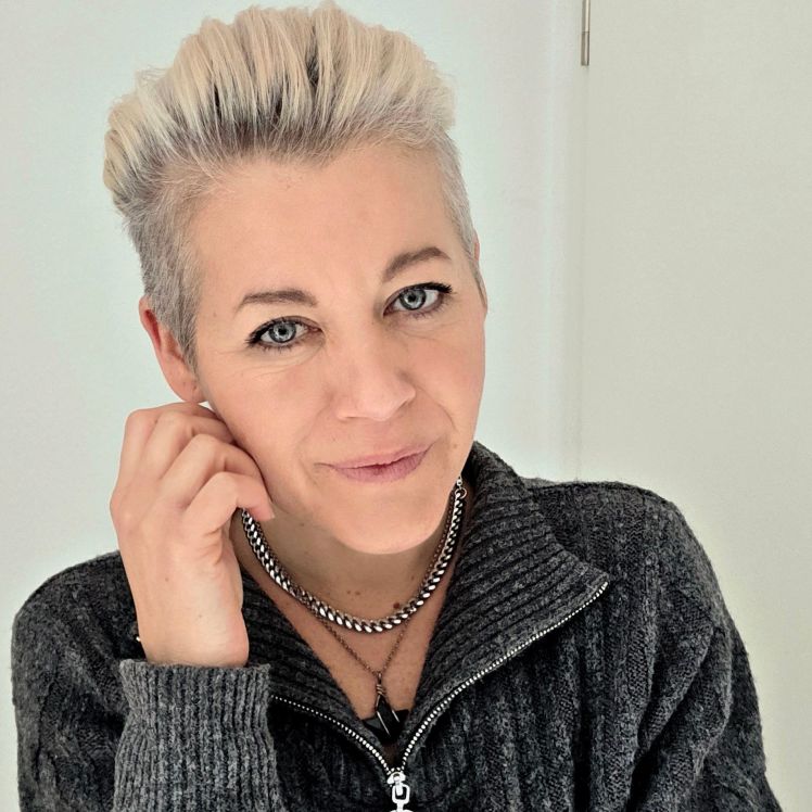 Fabienne Bauer, Gründerin der Gedankenmacherei; Mentalcoach & Achtsamkeitstrainerin; Psychologische Beraterin, Personal Coach;